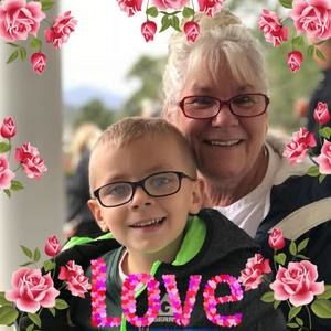 Meet your Posher, Angela